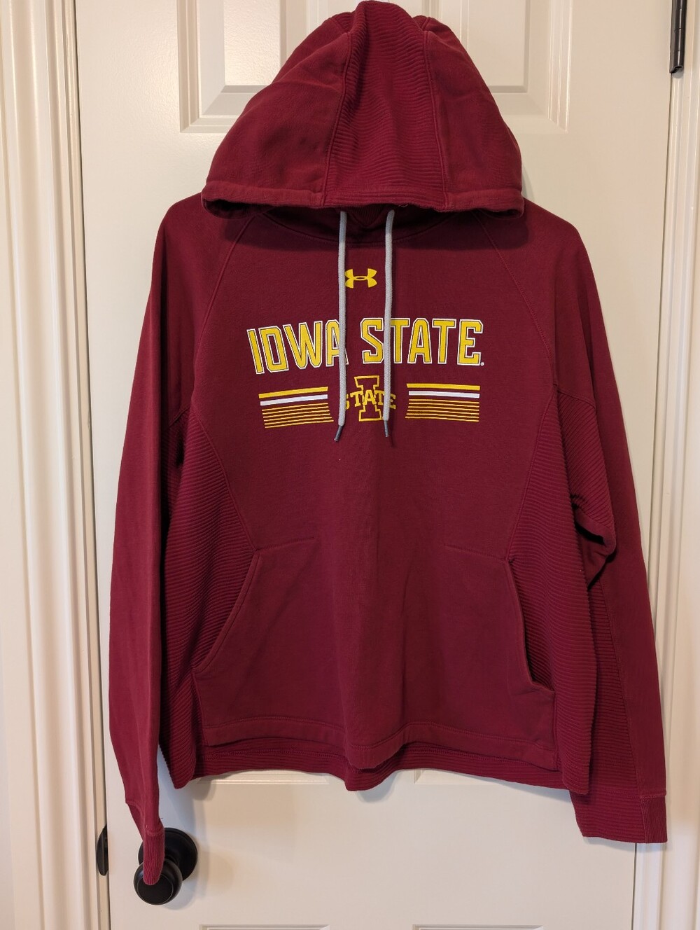 Under Armour Iowa State Cyclones Hoodie Red Pullover ISU College Sweatshirt